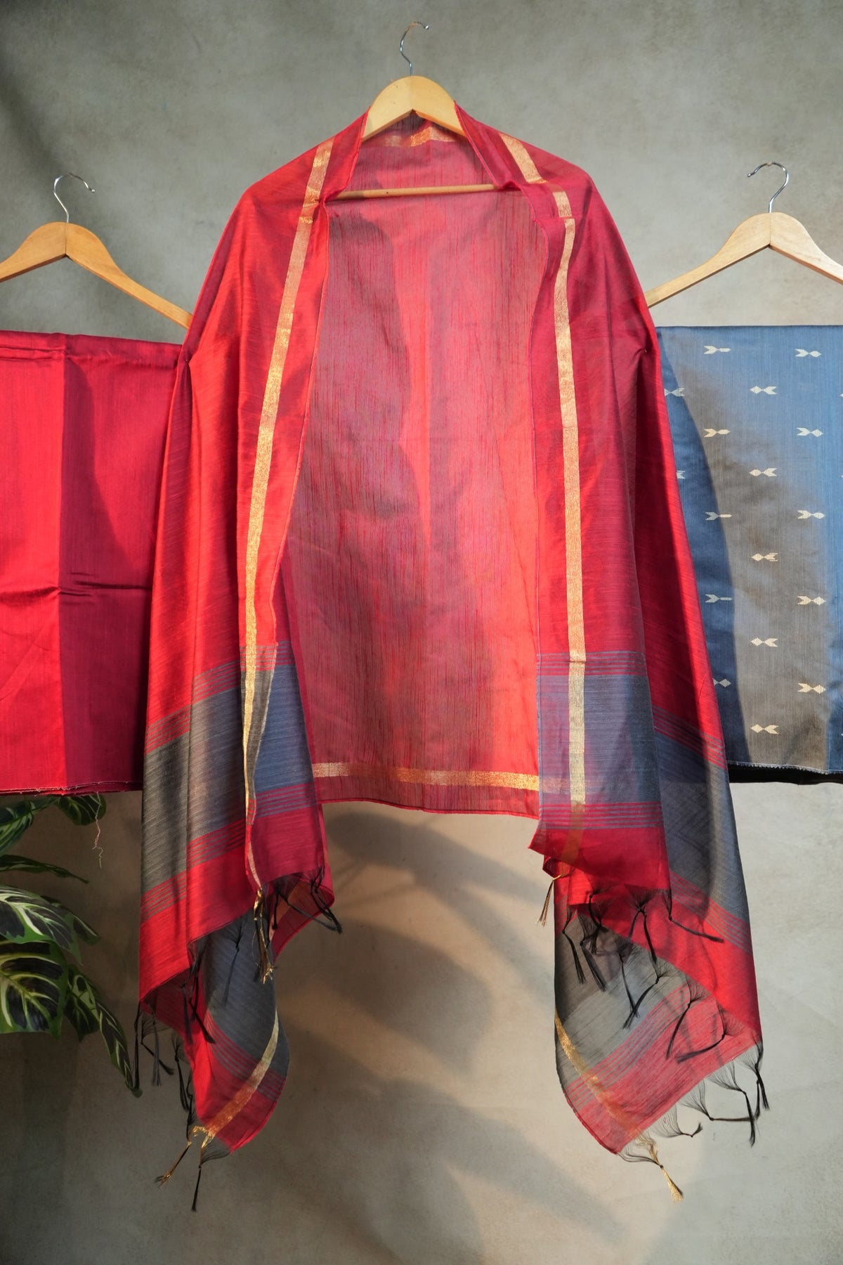 Inaivu RSC 004 - Semi Raw Silk Salwar