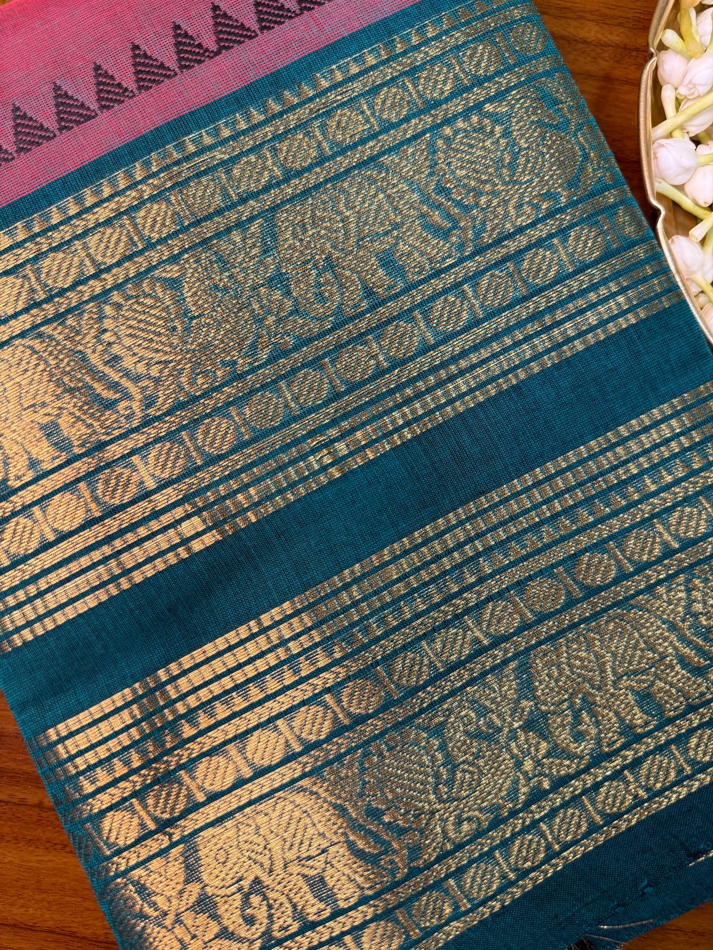 Parambariyam KC 014 - Kanchi Pure Cotton Saree