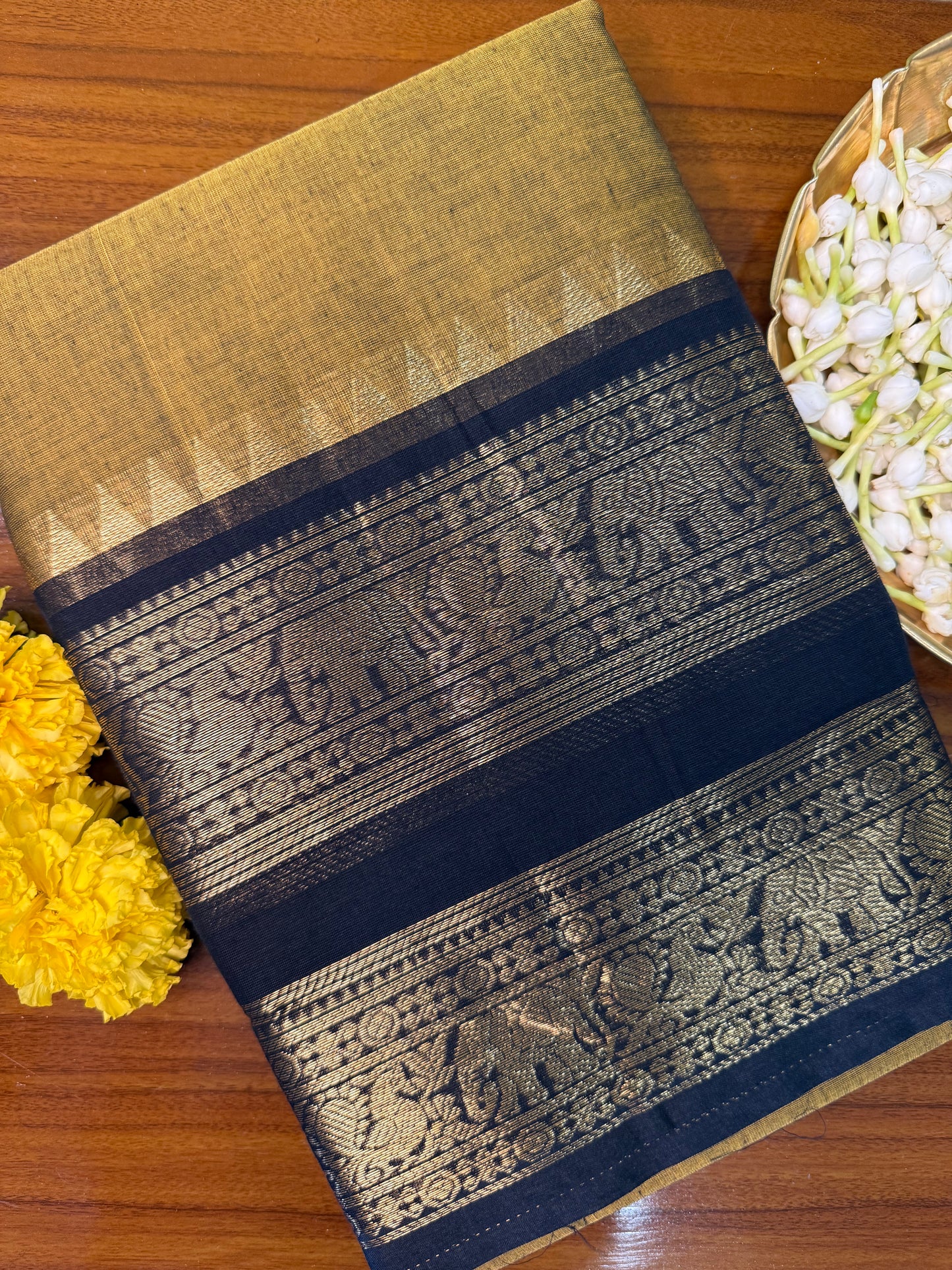 Parambariyam KC 015 - Kanchi Pure Cotton Saree