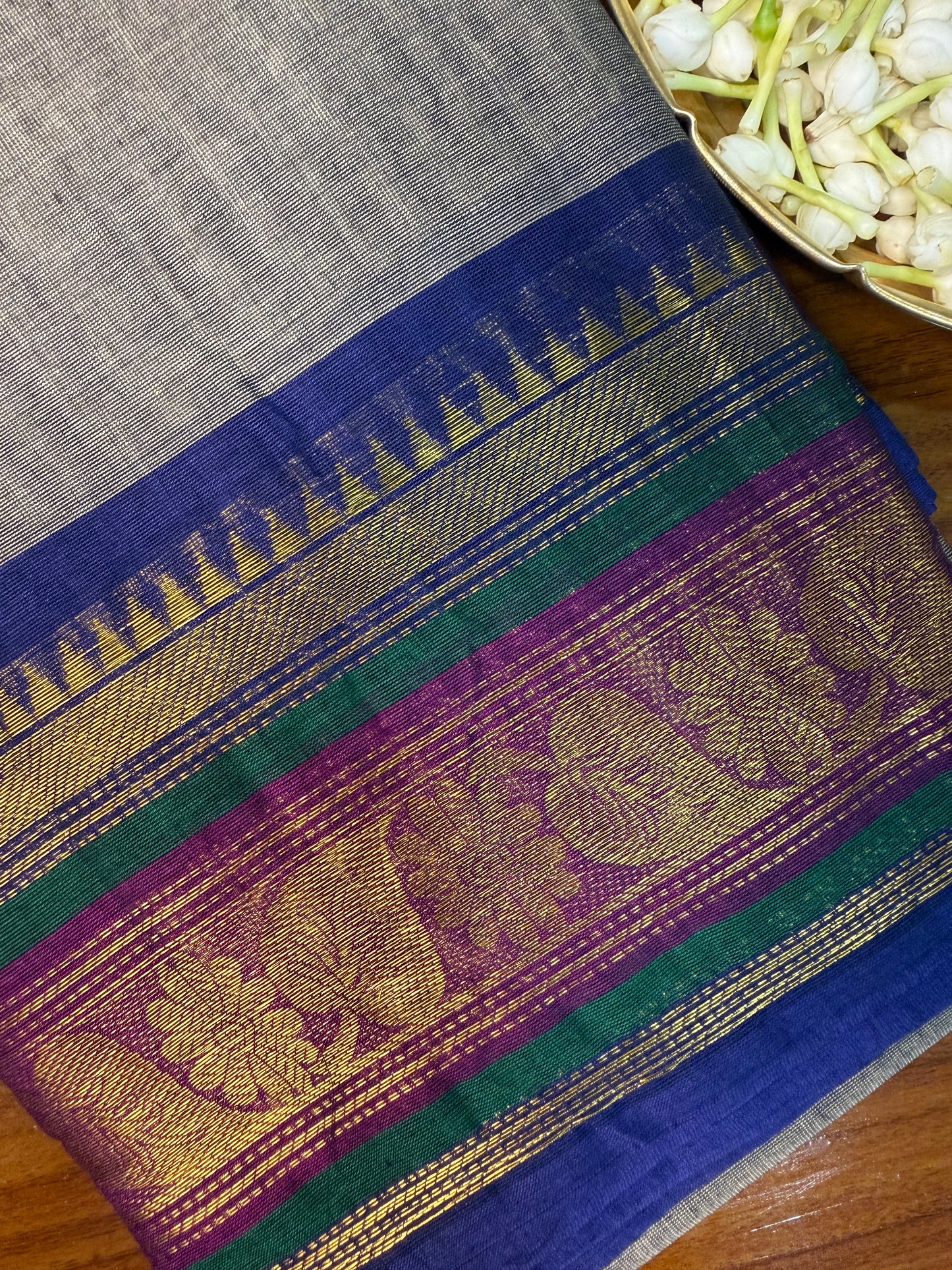 Parambariyam KC 009 - Kanchi Pure Cotton Saree