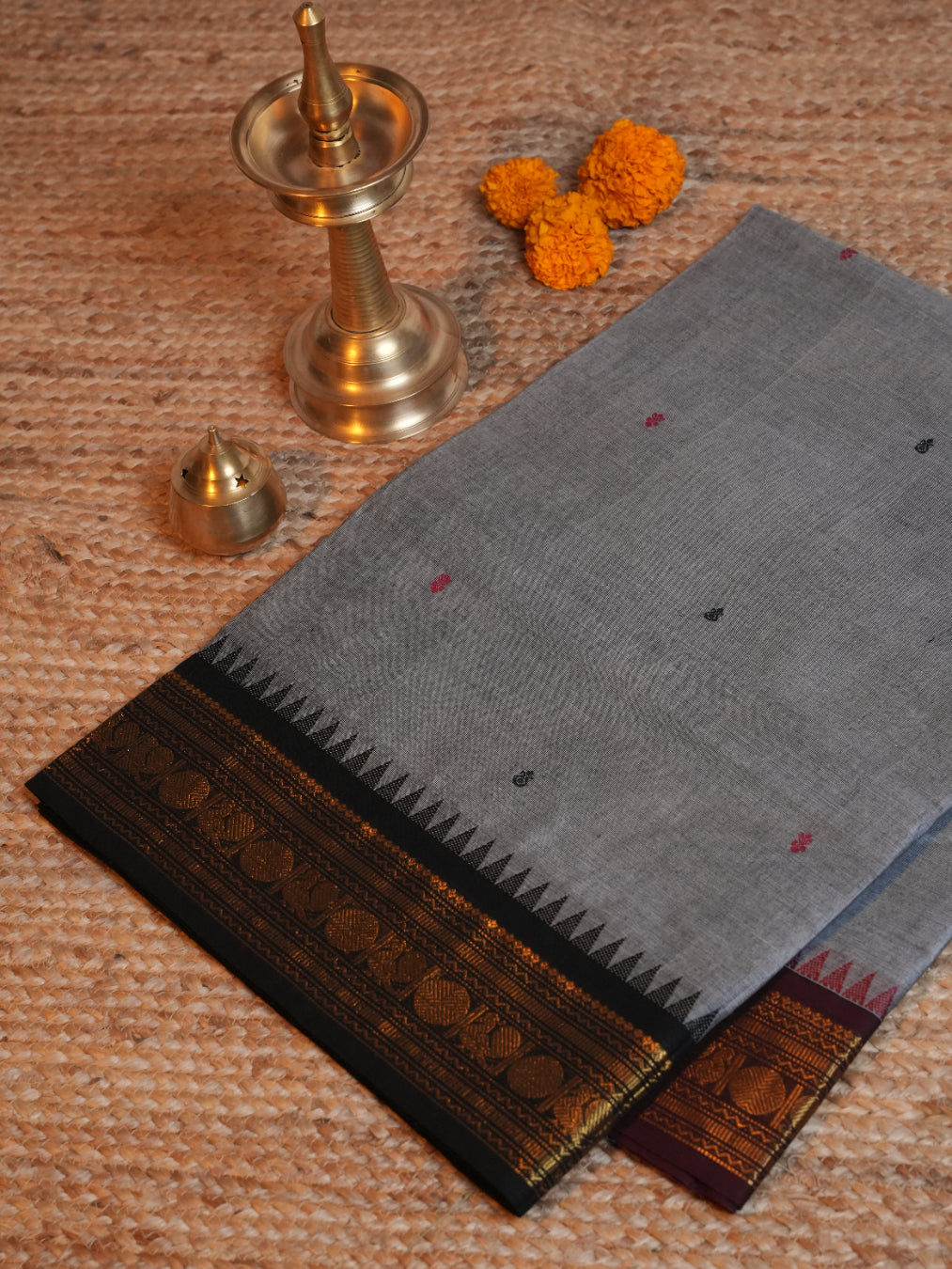Raja Nilai CC 012 - Chettinad Cotton Saree