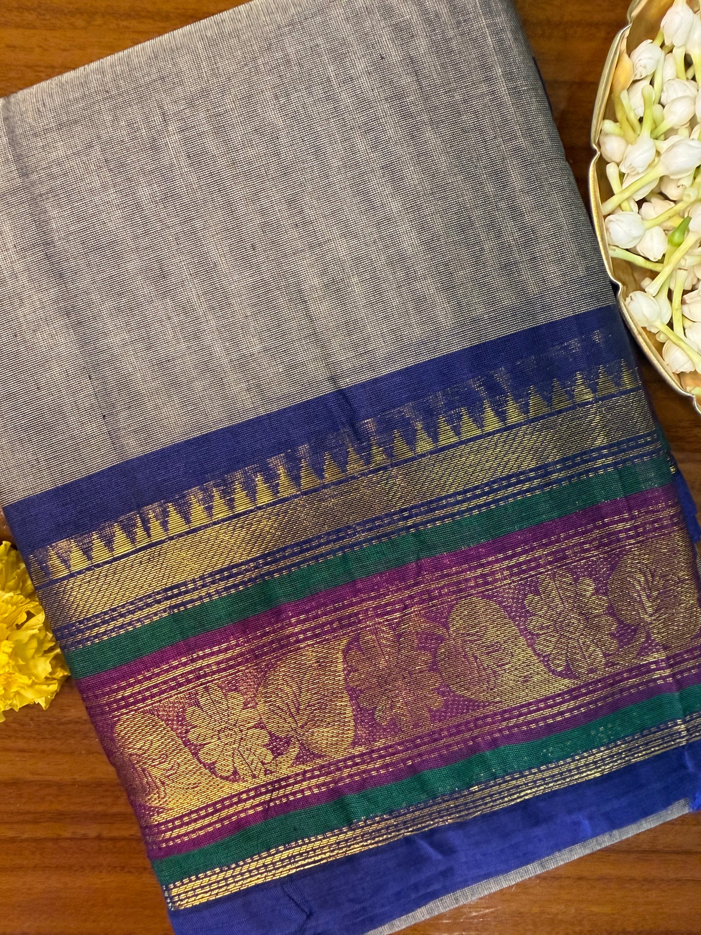 Parambariyam KC 009 - Kanchi Pure Cotton Saree